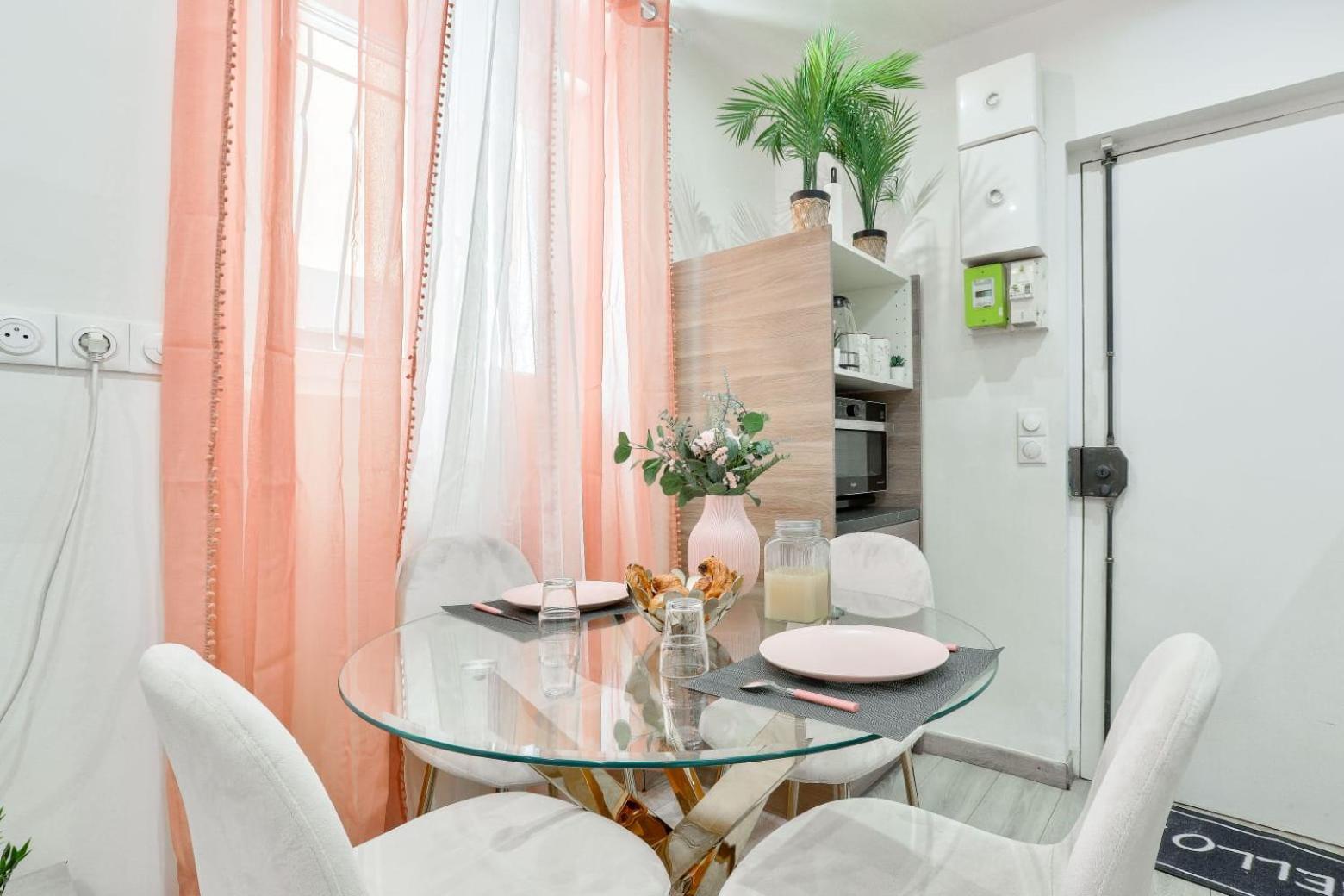 Le Nid Douillet Appartement Confortable A 5 Min Du Stade De France Et Proche De L'Aeroport Cdg サン＝ドニ エクステリア 写真
